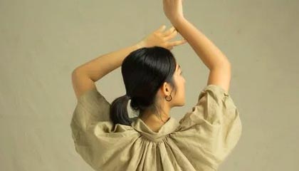 爱游戏在线登录入口-那不勒斯主场翻船，不敌萨索洛跌出前四，那不勒斯新球场